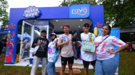 Bank Raya bersama Visa memperkenalkan Kartu Digital Debit Visa di Sorak Sorai Festival TMII untuk mendukung transaksi aman dan praktis.