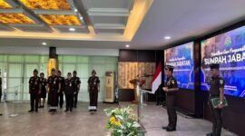 Kejati Bengkulu melakukan penyegaran organisasi melalui pelantikan pejabat baru. Kajati menegaskan pentingnya integritas dan pelayanan hukum kepada publik.