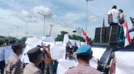 Warga Bengkulu Tengah menegaskan penolakan PT RAA bukan anti investasi, melainkan tuntutan penegakan hukum sawit.