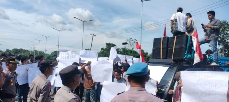 Warga Bengkulu Tengah menegaskan penolakan PT RAA bukan anti investasi, melainkan tuntutan penegakan hukum sawit.
