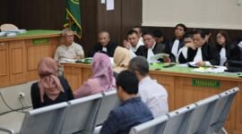 Kuasa hukum terdakwa kasus tambang PT RSM menyebut tidak ada kerugian negara karena royalti justru kelebihan bayar Rp 400 juta.