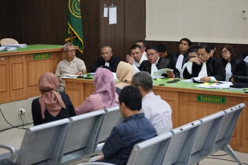 Kuasa hukum terdakwa kasus tambang PT RSM menyebut tidak ada kerugian negara karena royalti justru kelebihan bayar Rp 400 juta.