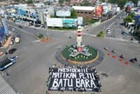 Meta Description: Ratusan aktivis desak pemerintah hentikan PLTU batubara pada Hari Bumi 2026. Krisis iklim dinilai semakin nyata dan mengancam masa depan.