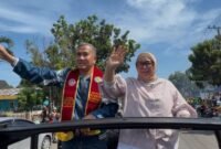Setiap pemimpin meninggalkan jejak. Namun tidak semua jejak dikenang karena jabatan yang diemban. Bagi masyarakat Bengkulu, sosok Irjen Pol Mardiyono dikenang karena cara kepemimpinannya yang mengedepankan kedekatan dengan masyarakat serta kepedulian sosial yang nyata.