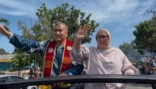 Setiap pemimpin meninggalkan jejak. Namun tidak semua jejak dikenang karena jabatan yang diemban. Bagi masyarakat Bengkulu, sosok Irjen Pol Mardiyono dikenang karena cara kepemimpinannya yang mengedepankan kedekatan dengan masyarakat serta kepedulian sosial yang nyata.